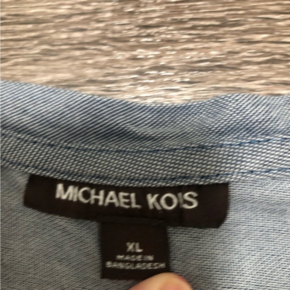 Michael Kors V-Neck T-Shirt - Grey/Blue/White - Size XL - Picture 3 of 4